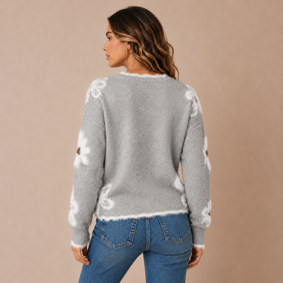 Freya Jumper — Daisy Motif — gallery view 4 — en-p31-m3